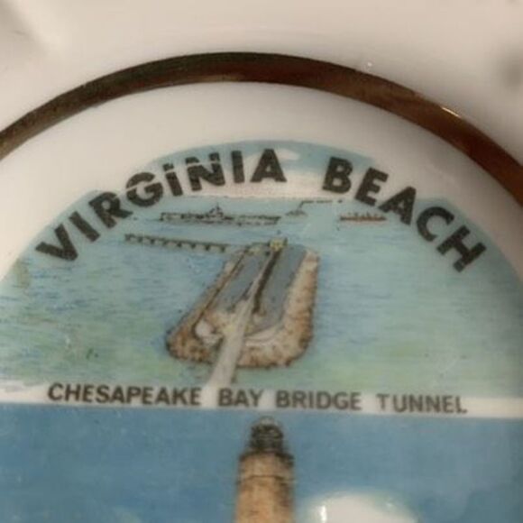 Virginia Beach Virginia Souvenir Ashtray - Picture 2 of 4